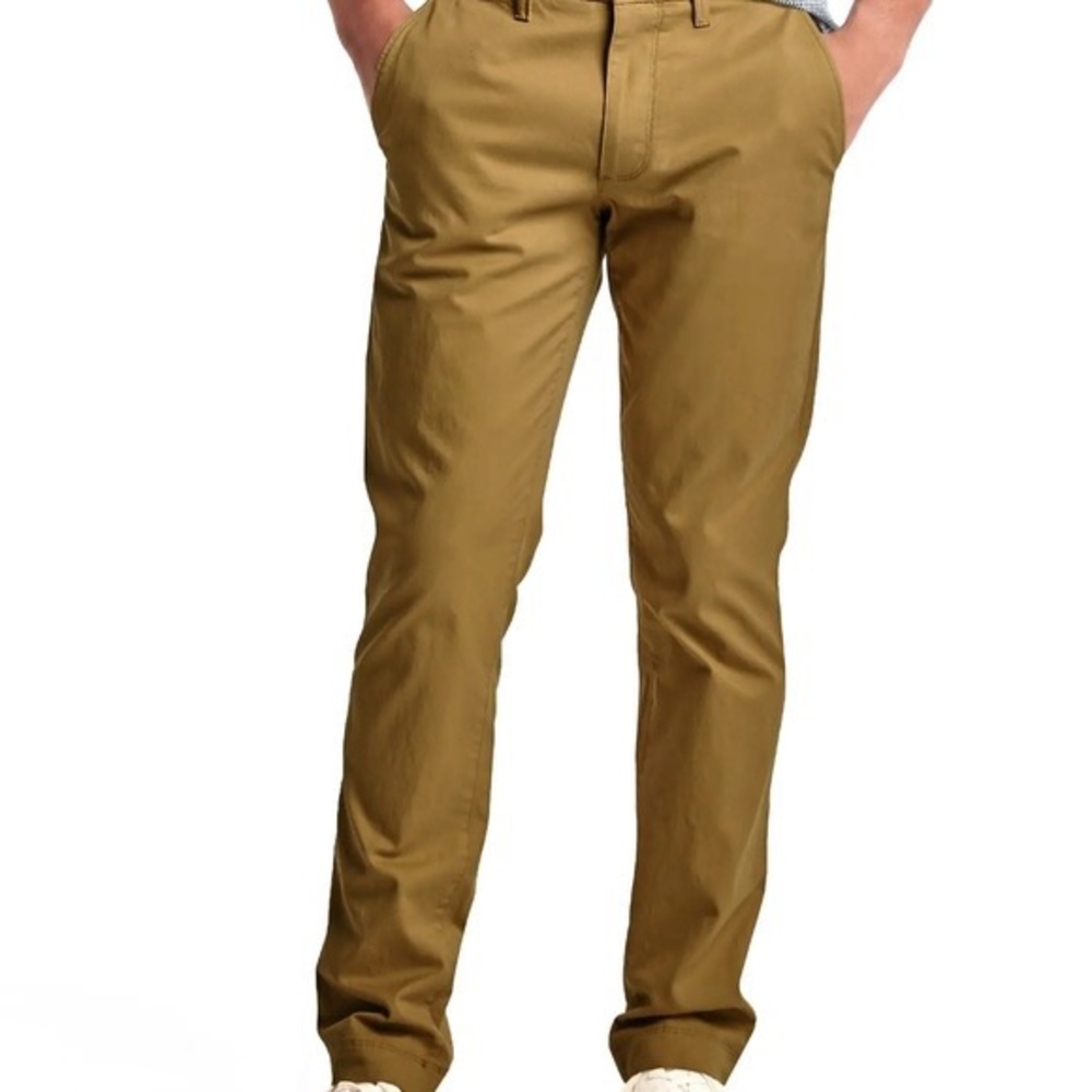 Gap Slim fit Khakis